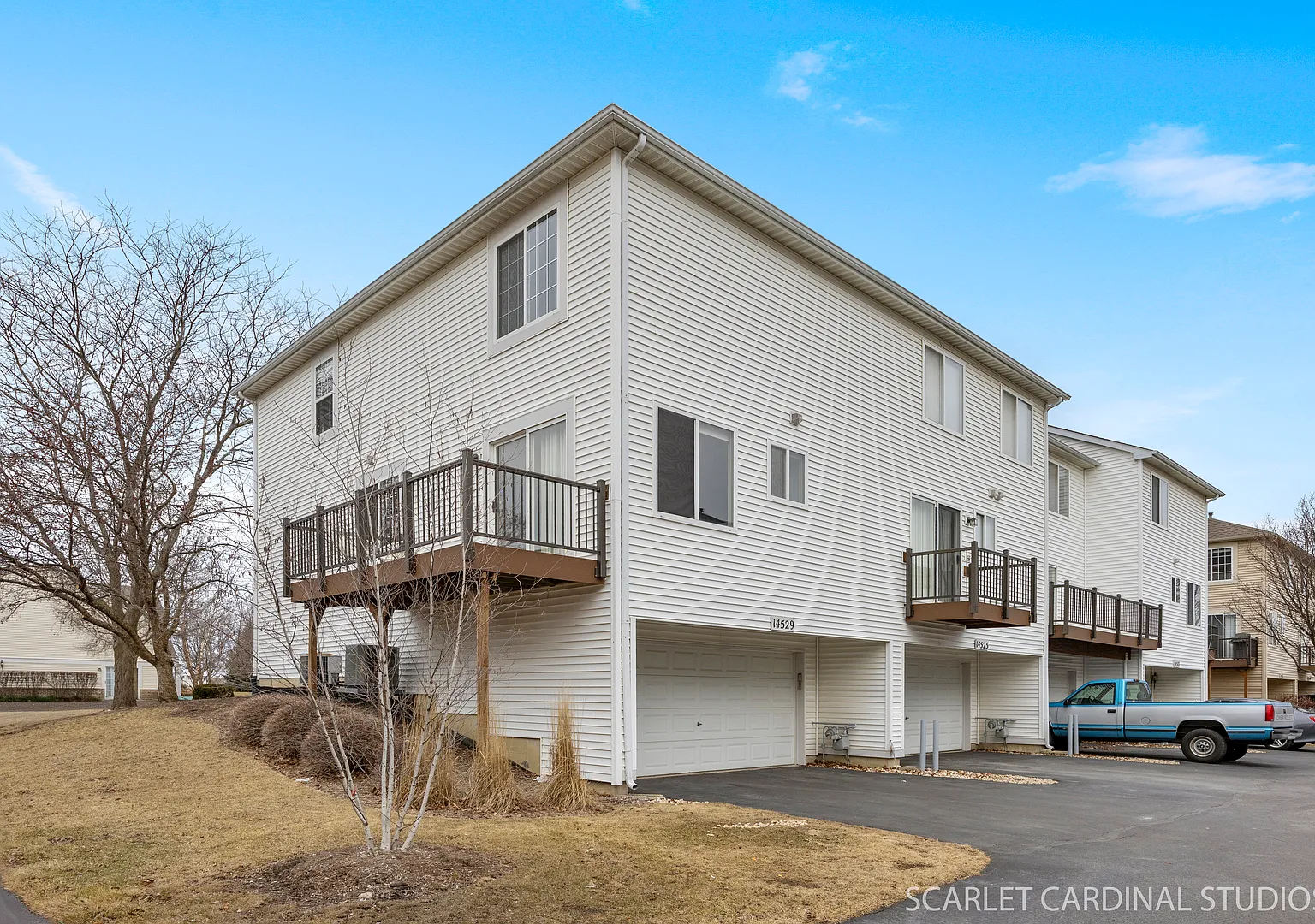 2 bed, 2.5 bath, 1757 sqft, $2,600 — Photo 2