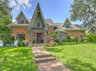 3214 Greenbriar Cir, Plano, TX 75074