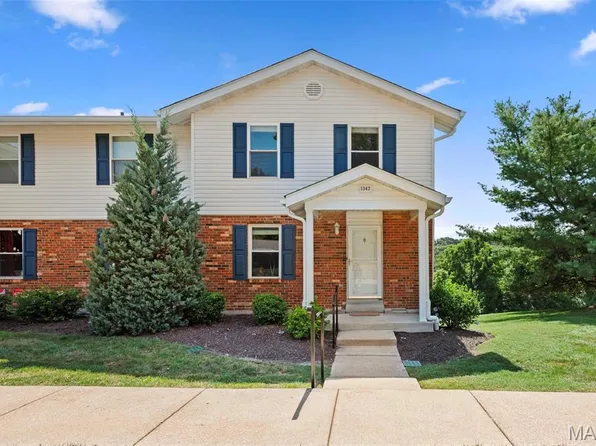 1342 Cliffridge Ln, Valley Park, MO 63088