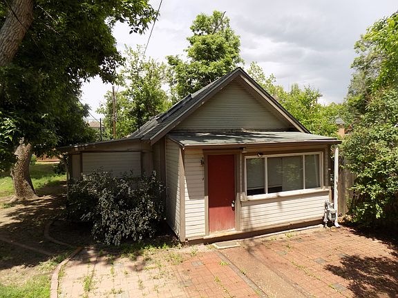 Cottage front and side