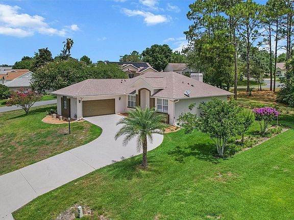 5th image of 631 W Barrymore Dr