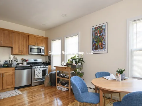 91 Tremont St APT 3, Cambridge, MA 02139