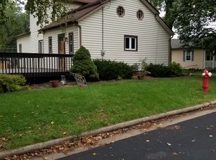 1114 Oak St, Watertown, WI 53098