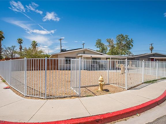 2nd image of 1115 Bluff Ave