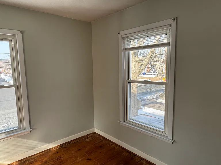 465 Hills St — Photo 50