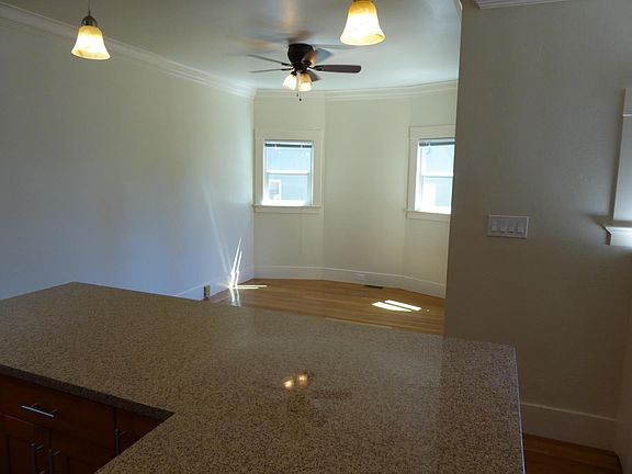 4th image of 1130 Capuchino Ave