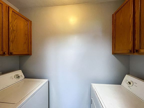 2nd image of 159 State St APT A