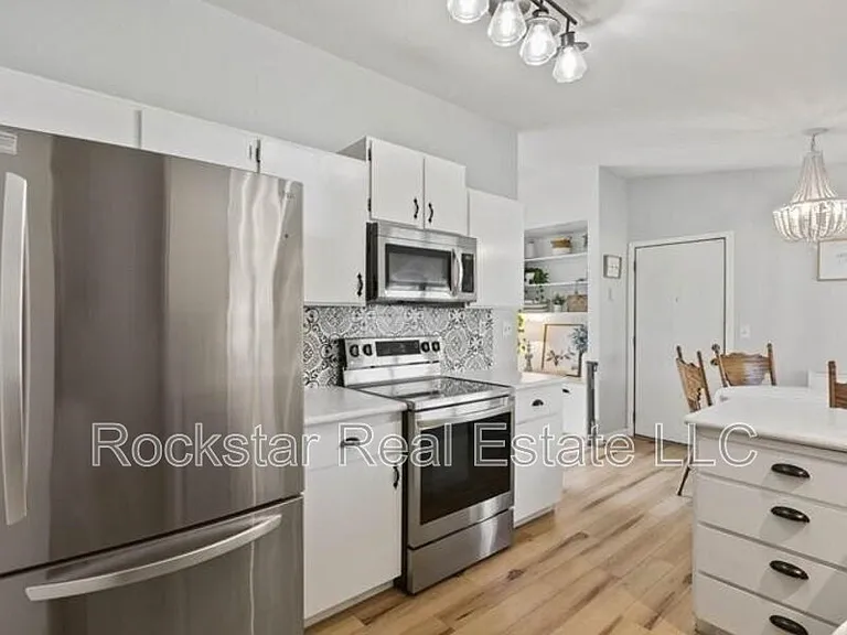 11217 E 11th Ave — Photo 17
