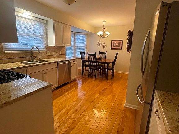 5th image of 161 Sheffield Ln