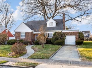 10 Garfield Ave, Passaic, NJ 07055