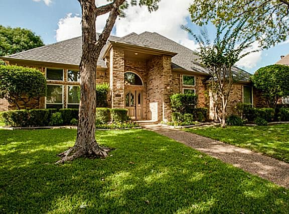 2nd image of 6903 Glenbrook Ln