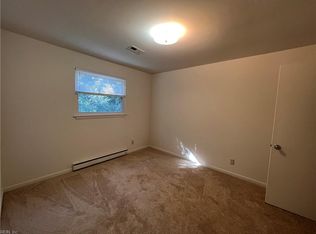 100 Riverside Dr APT F, Portsmouth, VA 23707