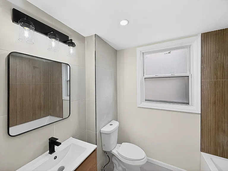 345 Walnut St #3R — Photo 33
