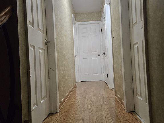 4th image of 9259 Aspen Ln