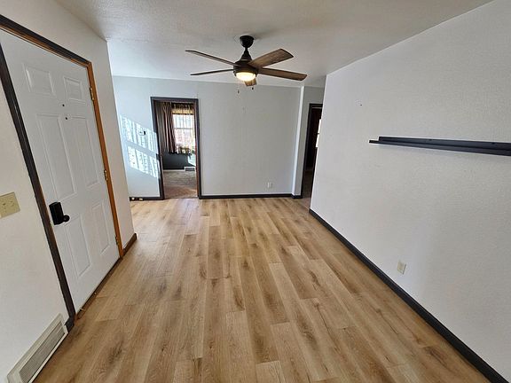 3rd image of 720 4th St SW