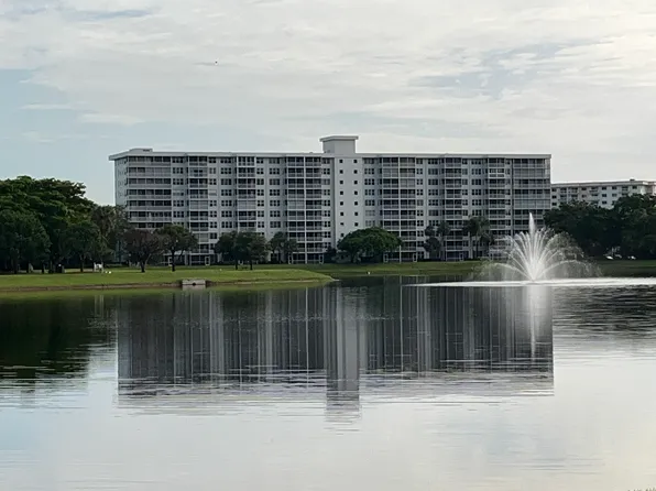 2900 N Course Dr APT 207, Pompano Beach, FL 33069