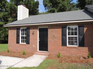 121 Creekview Dr, Jacksonville, NC 28540