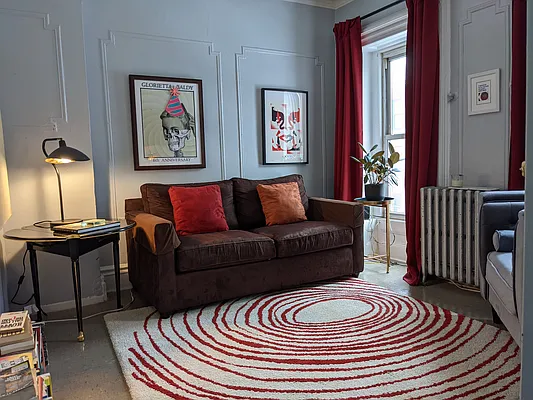 Rented by Nooklyn NYC LLC | media 9