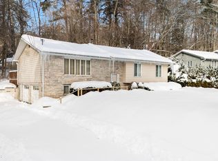 15 Deer Run Rd, Lake George, NY 12845