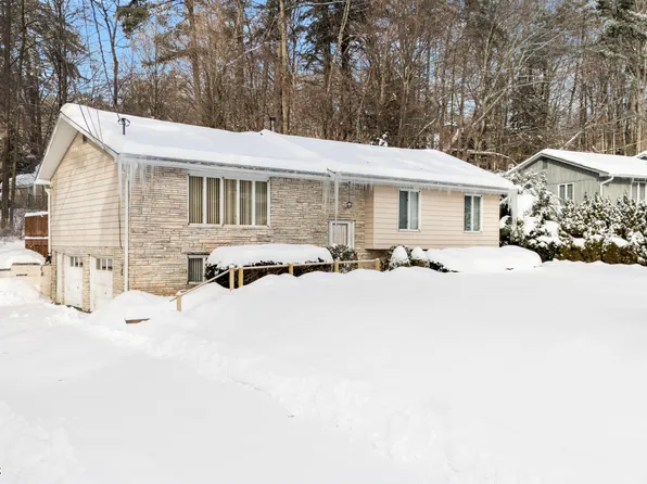15 Deer Run Road, Lake George, NY 12845
