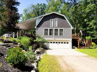 2126 Deer Ct, Farwell, MI 48622