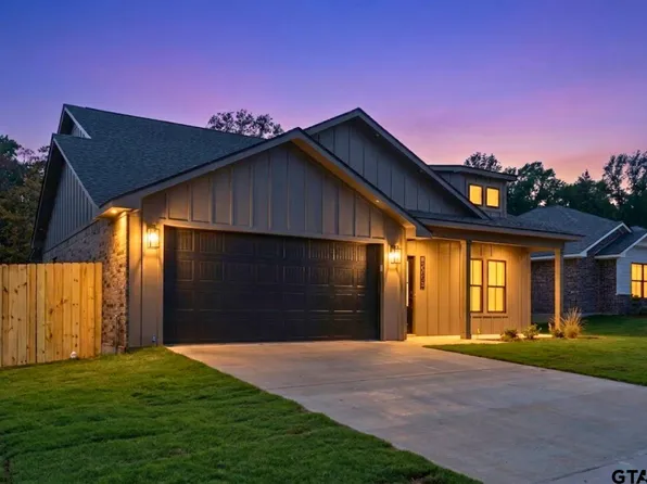 16410 Crossing Cir, Lindale, TX 75771