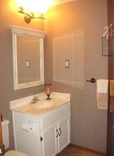 4th image of 25 Burlington Ct #1913