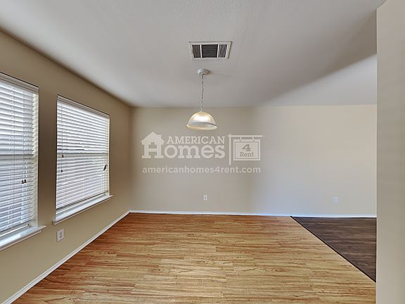 5th image of 3146 Saint Sophia Dr