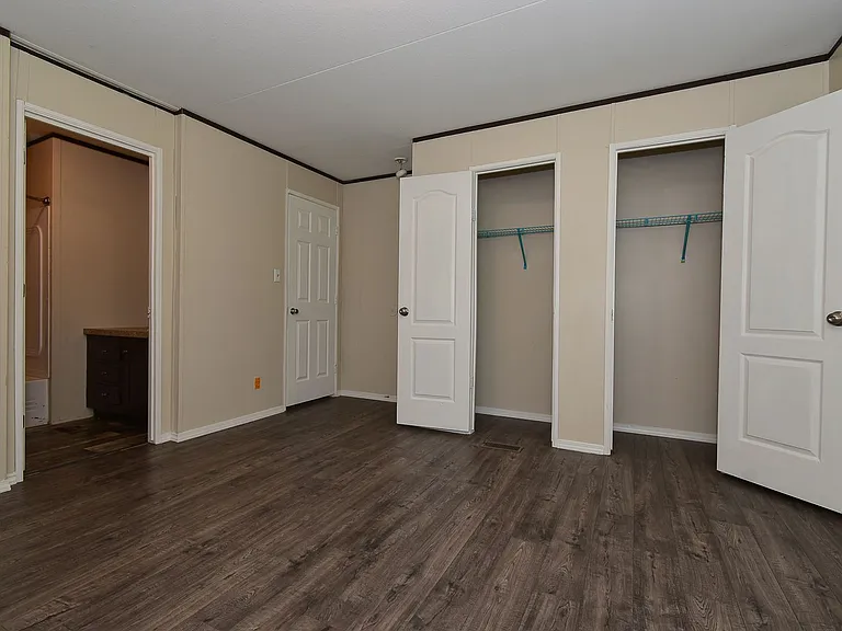 550 Quail Run Cir — Photo 21