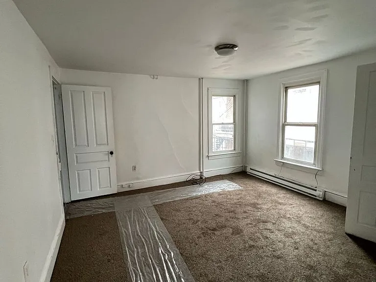 1055 N Duke St — Photo 2