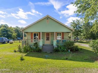 7135 Stag Park Rd, Burgaw, NC 28425