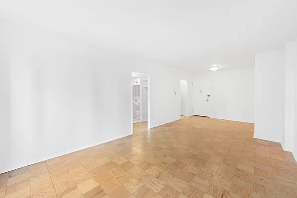 Rented by PocketBroker Inc | media 9