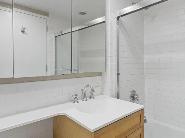 516 West 47th Street S2C image 3 of 7