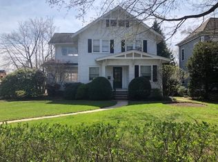 498 Hanks Ave, Ridgewood, NJ 07450