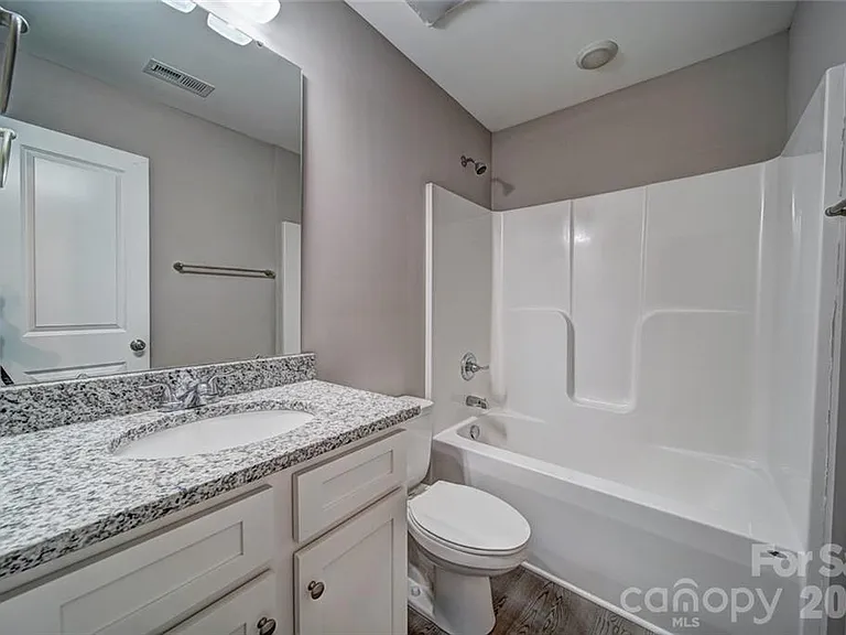 1414 Mason St — Photo 14