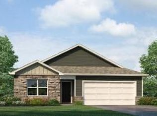 2216 Creek View Ln, Raymore, MO 64083