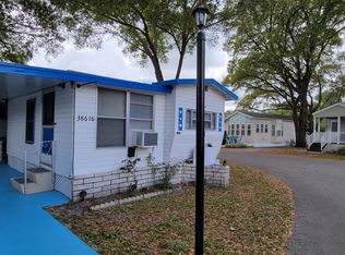 38616 R E Lee Way #297, Zephyrhills, FL 33540