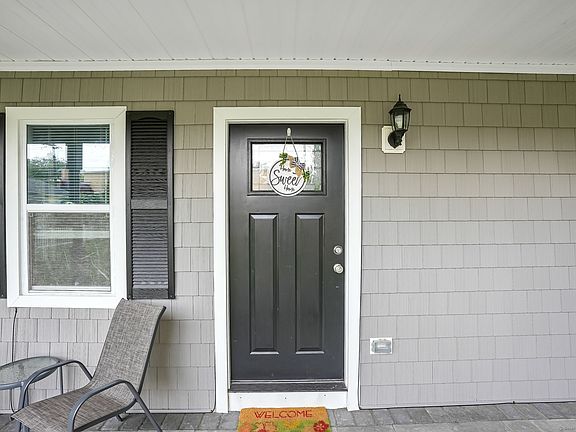4th image of 75 Hemlock Street