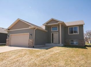 6775 Gaillardia Dr NW, Rochester, MN 55901