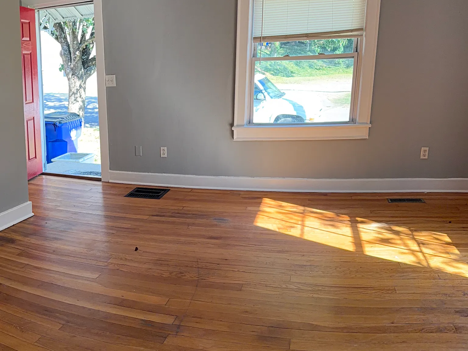1775 Harle Avenue NW — Photo 2