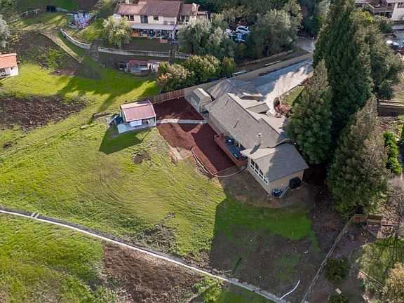 2nd image of 16165 Jackson Oaks Dr