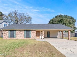120 Berrybrook Dr, Broussard, LA 70518