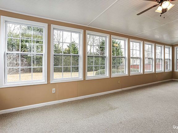 4th image of 2670 Lake Commons Ct