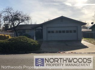 2916 Seckel St, Medford, OR 97504