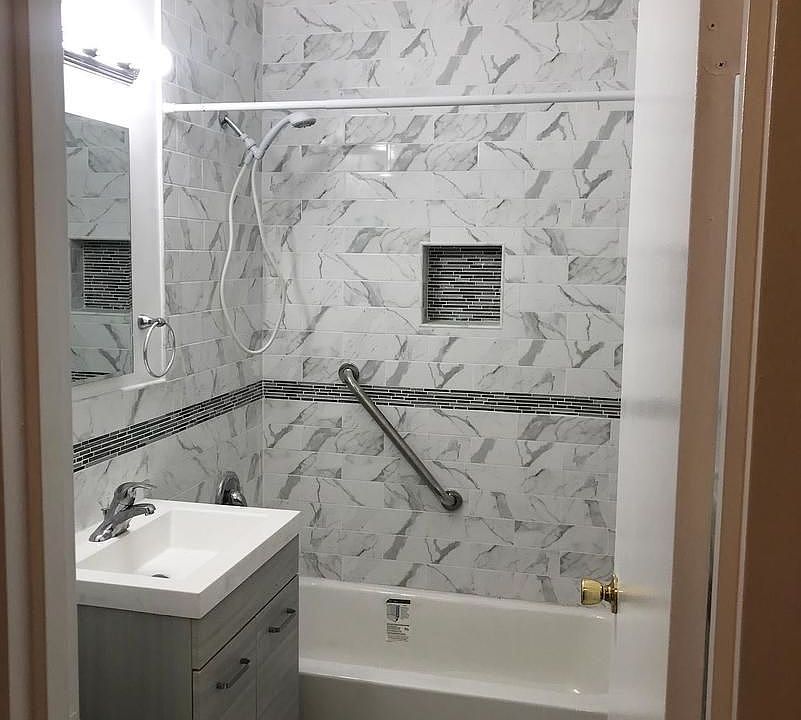 1st image of 78 Macdougal St #3