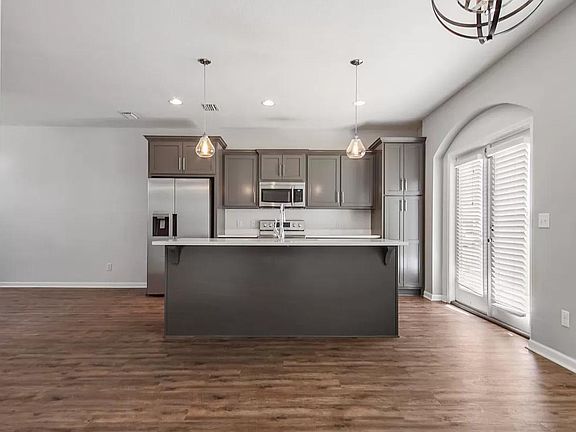 4th image of 312 Gabrielle Ln