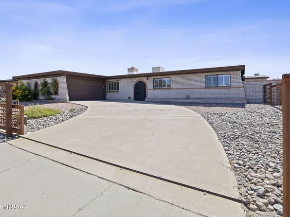 9820 E Mary Dr, Tucson, AZ 85730