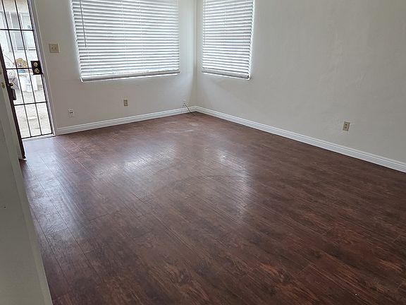 Livingroom looking towards front door
