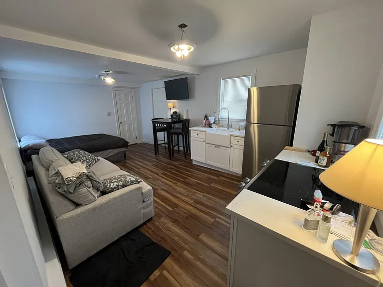 71 Grove St #71R — Photo 4