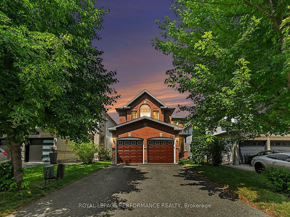 1st image of 2202 Clendenan Cres